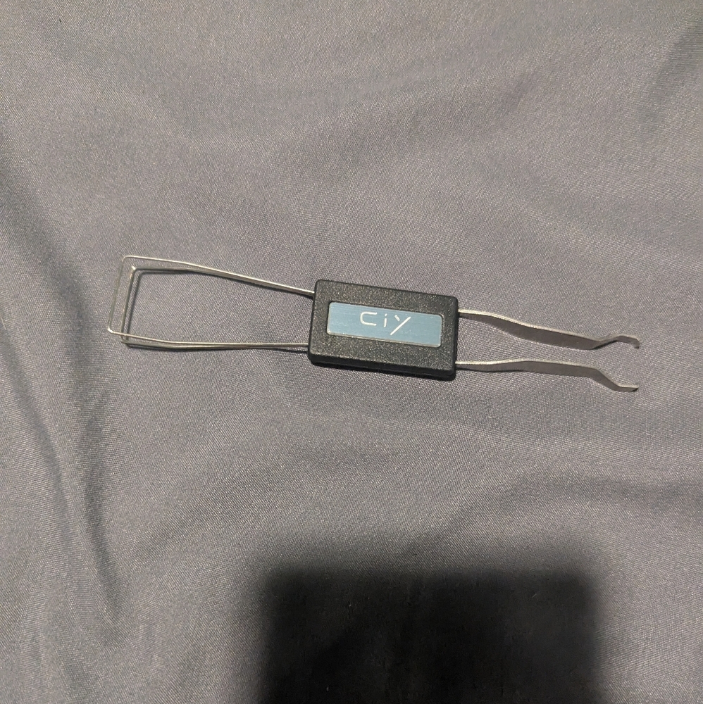 Key Cap Remover